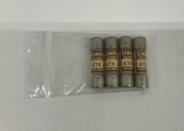 Bussmann KTK-8  Limitron Lot of 4  Fast Acting Fuses  8-Amp  600V