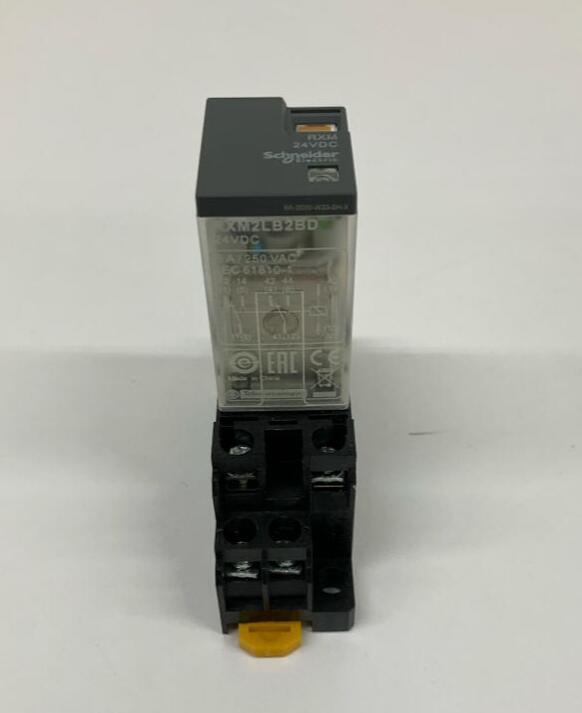 Schneider Electric  RXM2LB2BD  8-Pin 24VDC Relay w/ Base - 0