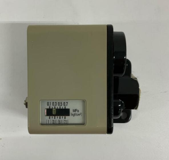 SMC  IS3100  Pressure Switch  0.1- 0.7 MPa  125/250VAC  30VDC