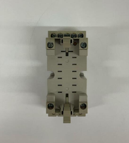 Omron  P7S-14F-END  14-Pole Relay Socket 10A, 277VAC  DIN Mount