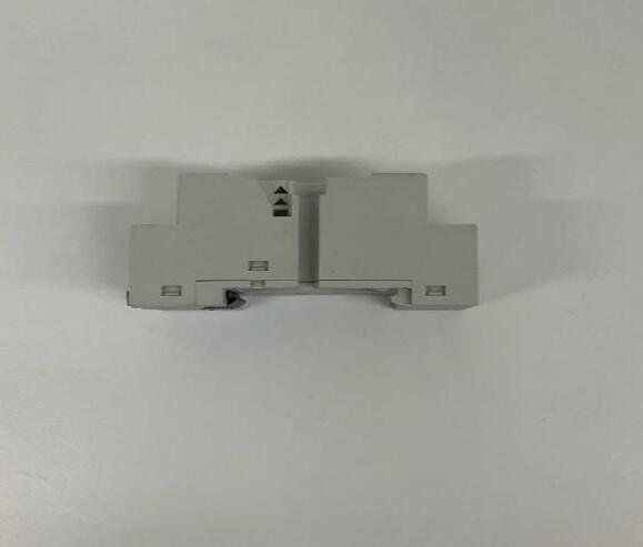 Allen Bradley  700-HN103  Ser. C 14-Pole Relay Socket 10A, 300V  DIN Mount