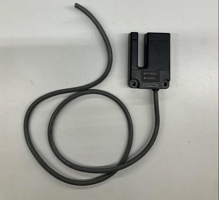 Banner SL10VB6VY Slot Sensor 10-30VDC