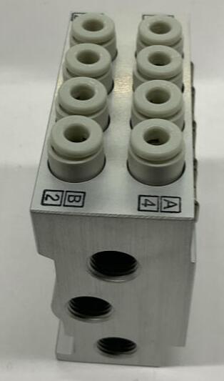 SMC VV5QZ15-04C4C 4-Station Base Manifold - 0