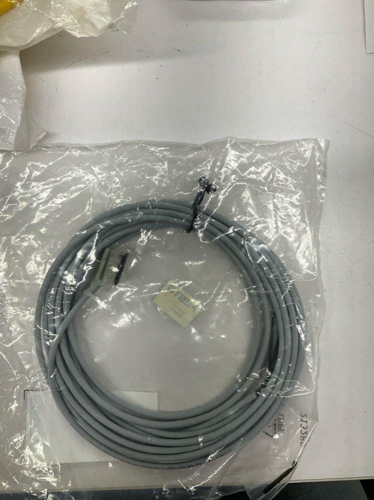 Festo  KMYZ-9-24-5-LED-PUR-B Proximity Switch Sensor 193689