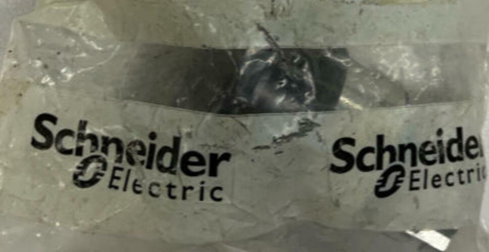 Schneider Electric ZB4BC2 Mushroom Head Black Push Buttom - Like New