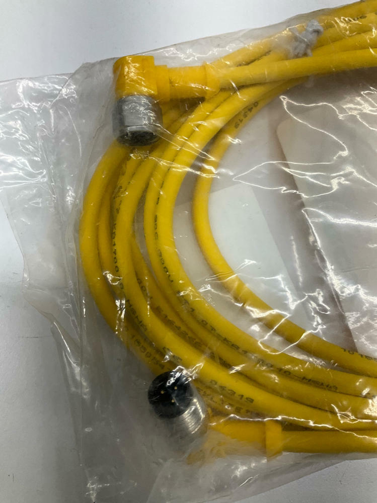 Turck WKB-3T-4-WSB-3T/S90 3-Pole Male/Female Cable 4M U2223-30 - Like New