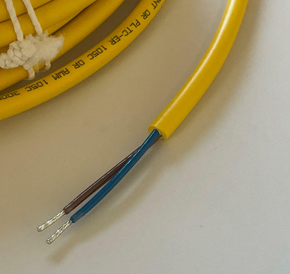 Turck  WKV-254-15  4-Pole Minifast  2 wire, Female 90° Single End Cable  15M - Like New