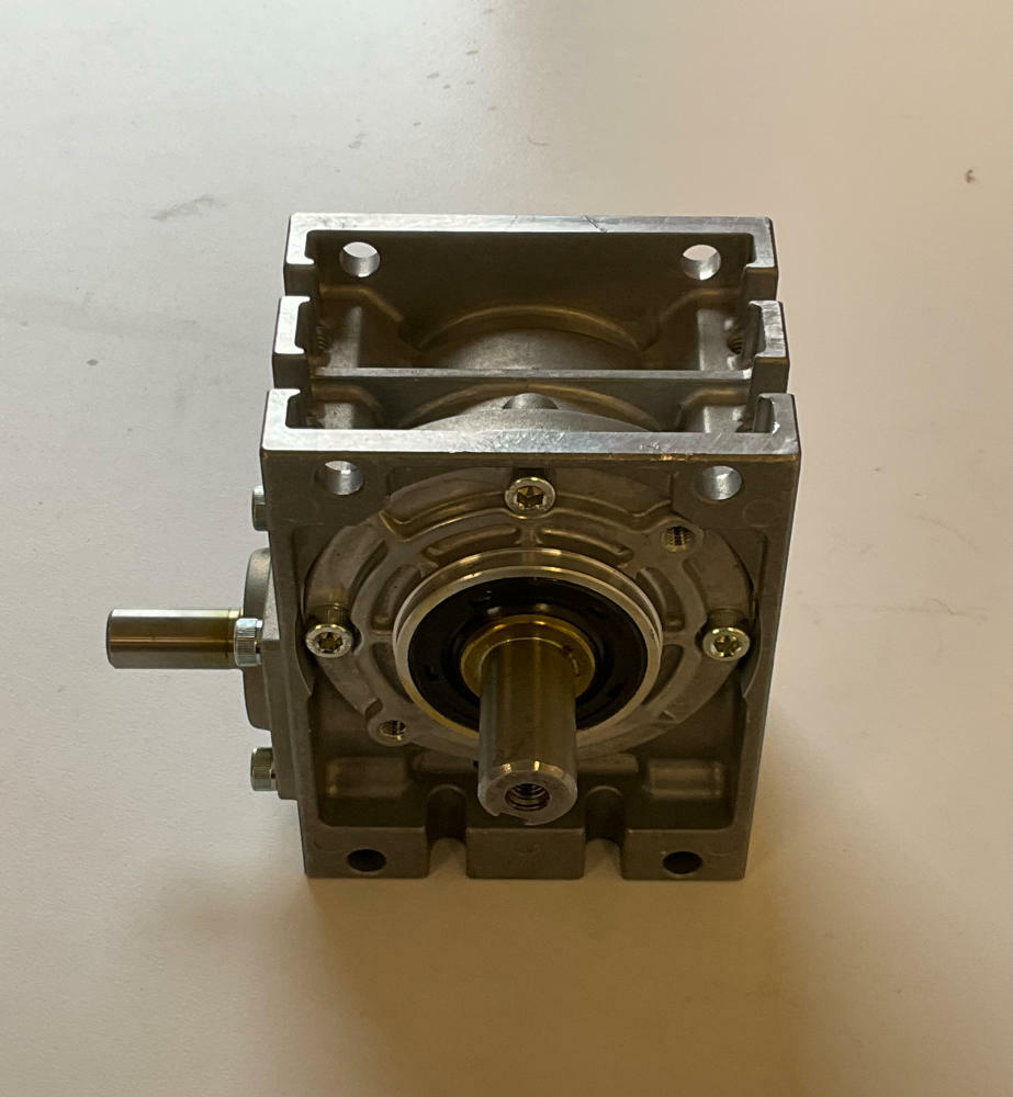 Makishinko  MA32R20  20:1 Compact Worm Gear Reducer - Like New