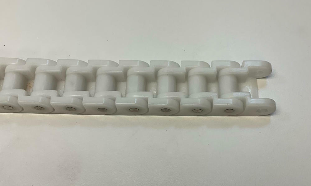 Tsubaki  60P Plastic Top Roller Chain 10 ft. - Like New