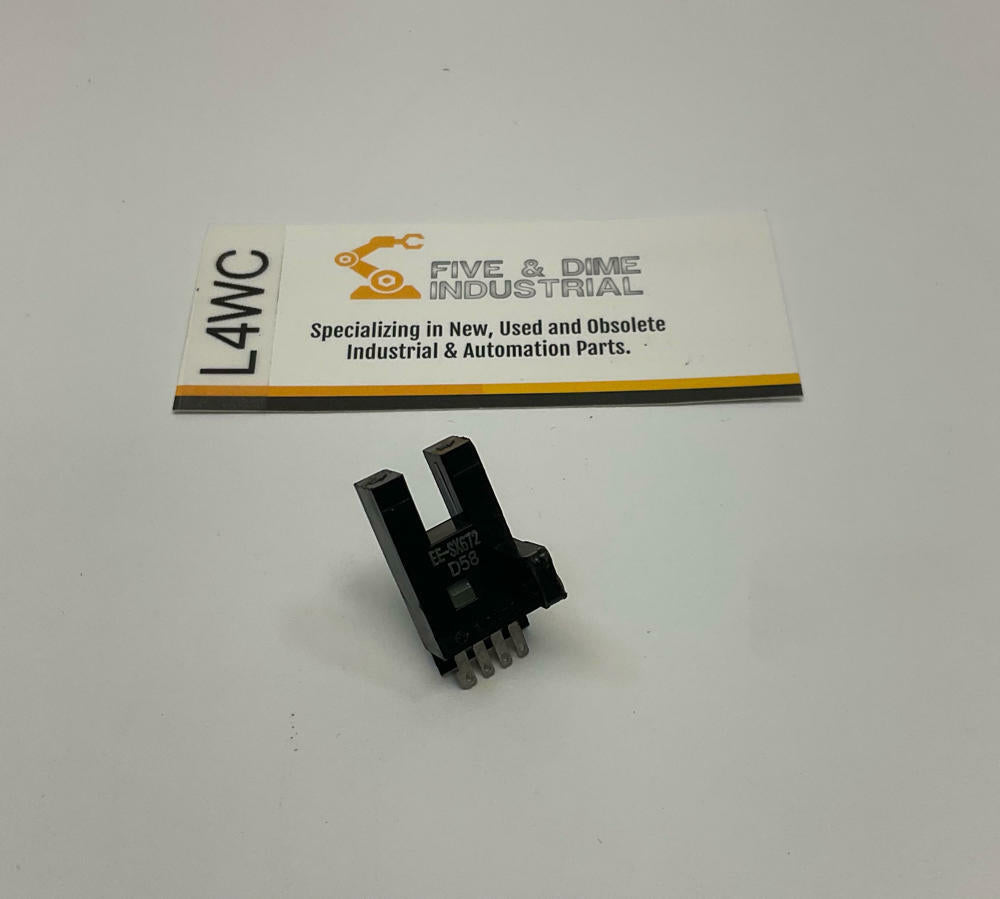 Omron  EE-SX672  Photoelectric Slot Through-Beam Sensor 5mm, NPN - Like New