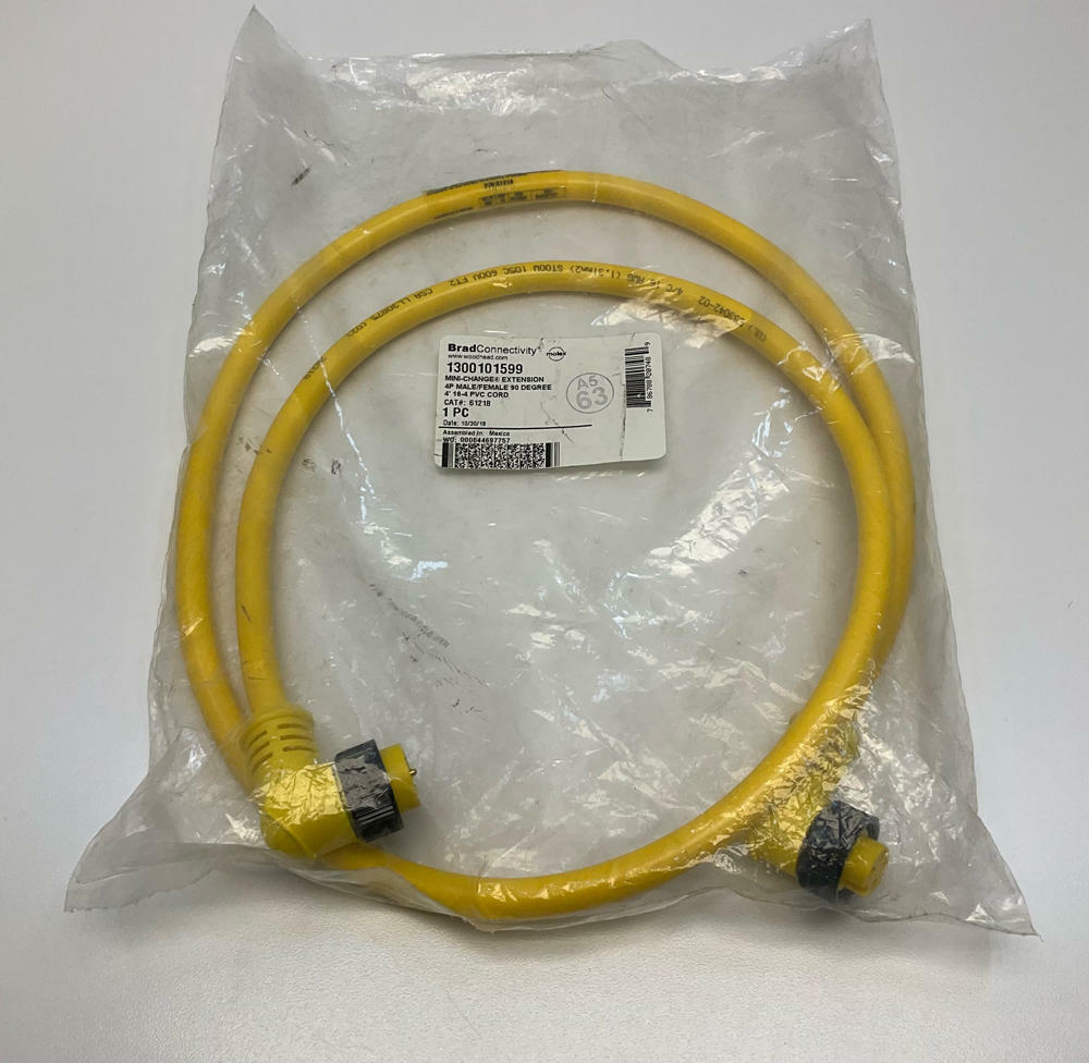 Brad Woodhead  1300101599  4-Pole Male/Female 90° Cable 4' - Like New - 0