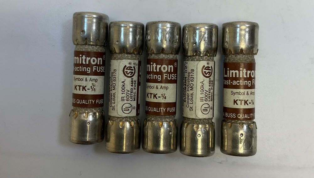 Bussman KTK-1/4 Lot of 5 Limitron Fuses 1/4 - Amp, 0.25 - Like New - 0